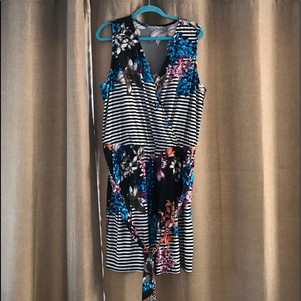Colorful romper - Picture 2 of 7